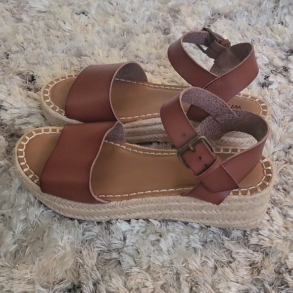 Soft leather shoes - Picture 3 of 5